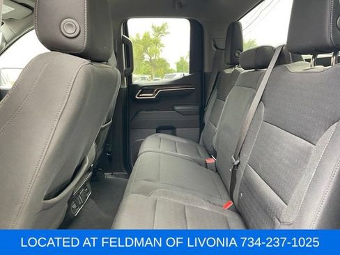 Used 2024 Chevrolet Silverado 1500 LT AWD/4WD image 9