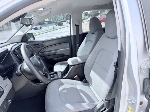 Used 2017 Chevrolet Colorado W/T w/ WT Convenience Package RWD image 11