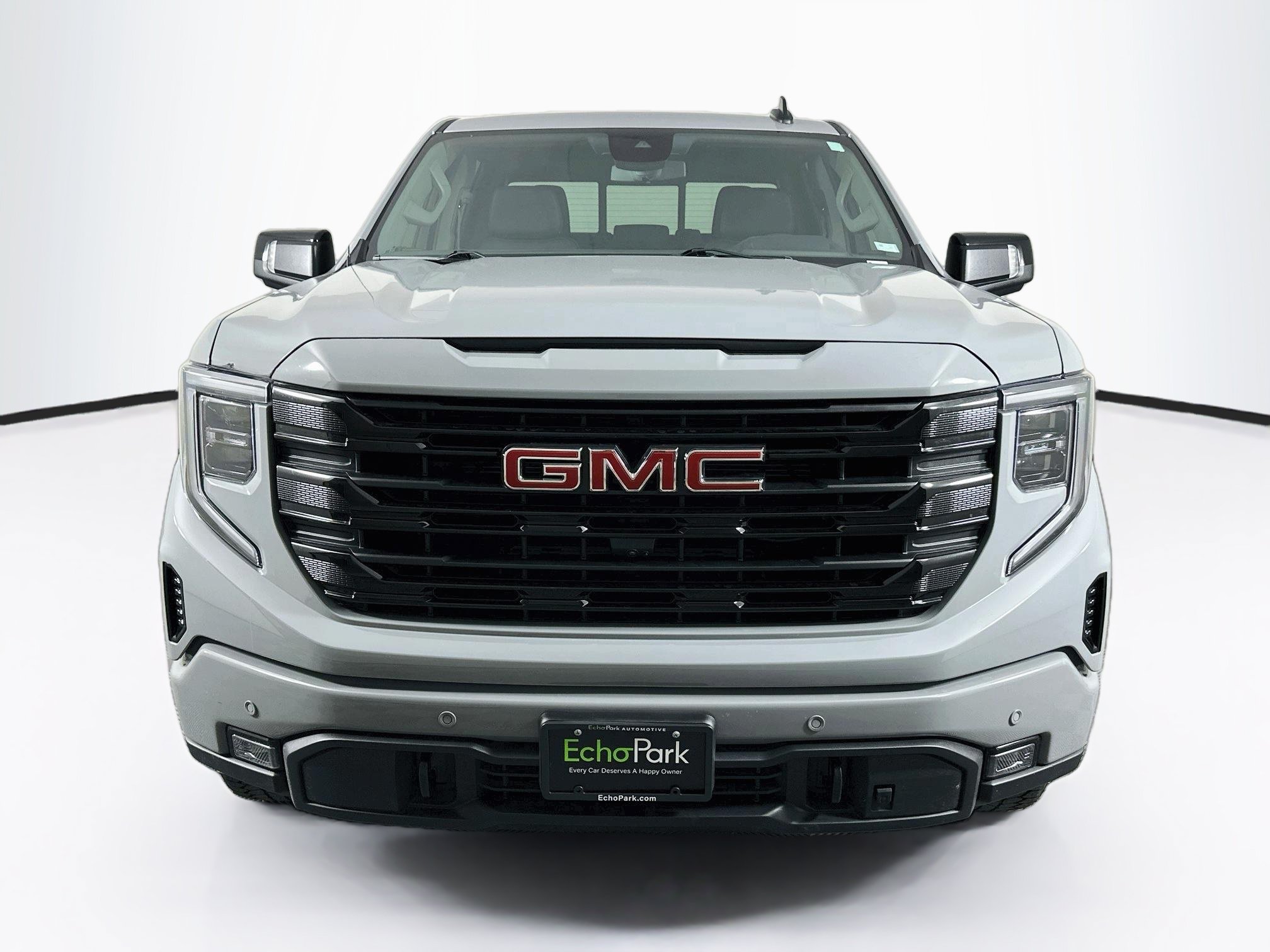 Used 2024 GMC Sierra 1500 Elevation w/ Elevation Premium Package AWD/4WD image 2