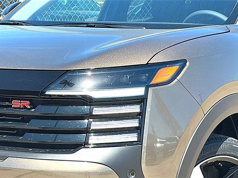 New 2026 Nissan Kicks SR w/ Cold Weather Package image 4