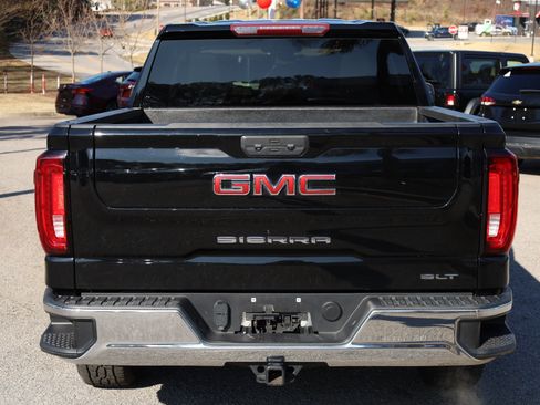 Used 2024 GMC Sierra 1500 SLT image 4