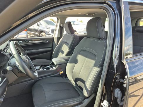 Used 2022 Jeep Grand Cherokee L Laredo w/ Luxury Tech Group I image 33