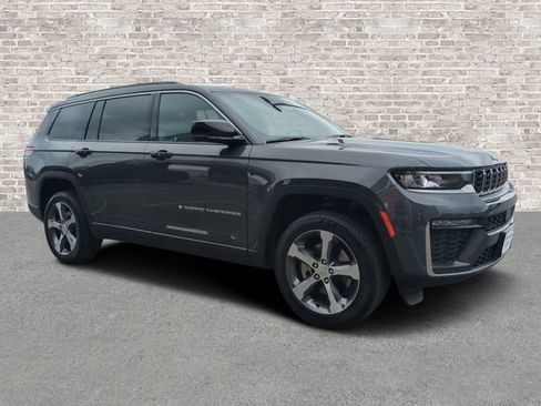 New 2026 Jeep Grand Cherokee L Limited AWD/4WD image 1