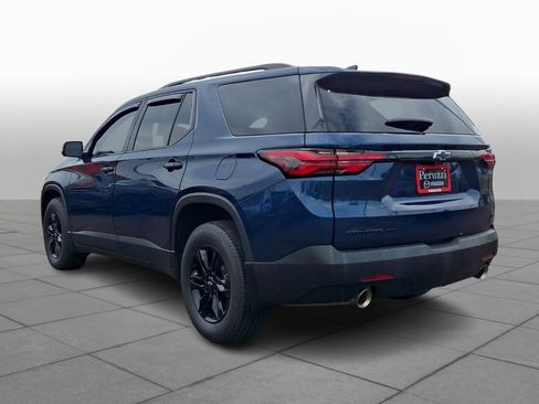 Used 2023 Chevrolet Traverse LT w/ Midnight/Sport Edition AWD/4WD image 5