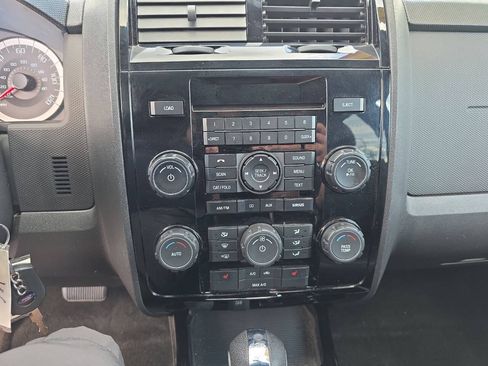 Used 2011 Ford Escape Limited w/ 302A Rapid Spec Order Code AWD/4WD image 16