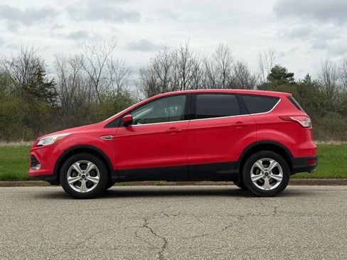 Used 2015 Ford Escape SE AWD/4WD image 28