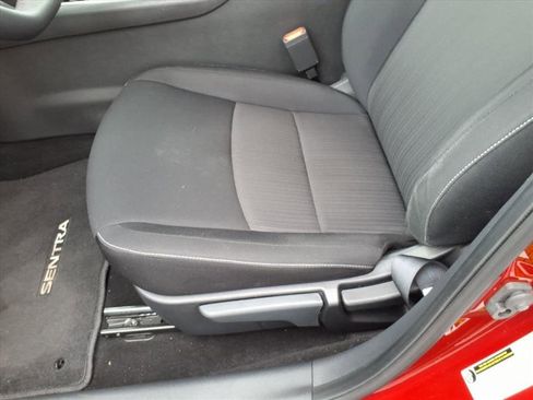 Used 2022 Nissan Sentra SV image 23