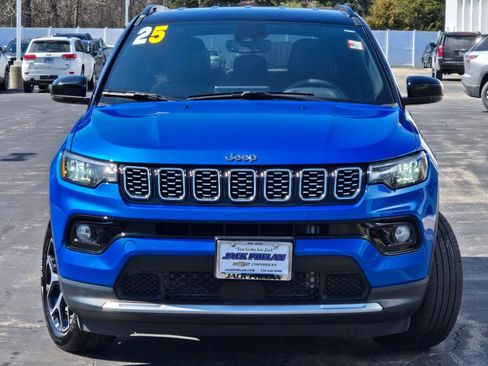 Used 2025 Jeep Compass Limited AWD/4WD image 4