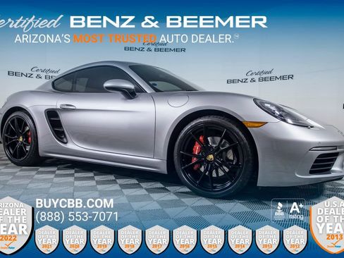 Used 2018 Porsche 718 Cayman image 1