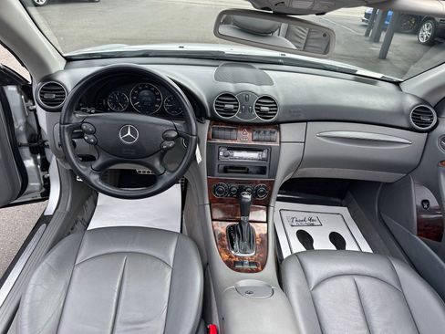 Used 2006 Mercedes-Benz CLK 350 Cabriolet image 21