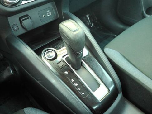 Used 2024 Nissan Versa SV image 43