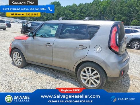 Used 2017 Kia Soul w/ Convenience Package FWD image 3