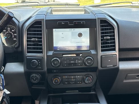 Used 2018 Ford F150 XLT w/ Equipment Group 302A Luxury AWD/4WD image 15