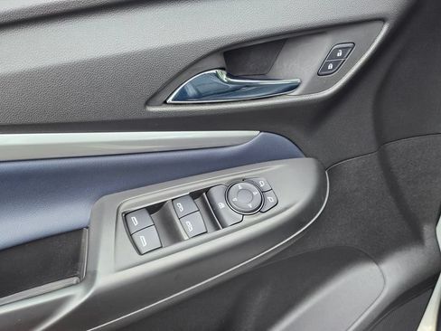Used 2022 Chevrolet Bolt EUV Premier FWD image 22