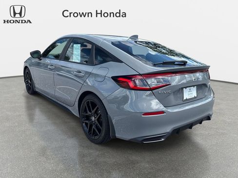 Used 2025 Honda Civic Sport image 3