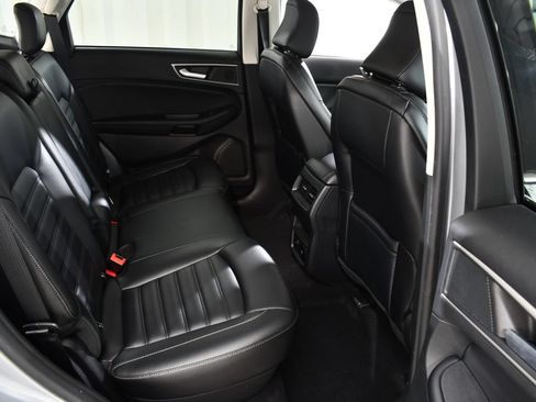 Used 2023 Ford Edge SEL w/ Convenience Package AWD/4WD image 16