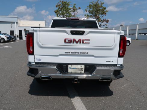 Used 2024 GMC Sierra 1500 SLT w/ SLT Premium Package AWD/4WD image 9