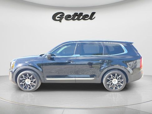 Used 2022 Kia Telluride EX w/ EX Premium Package FWD image 8