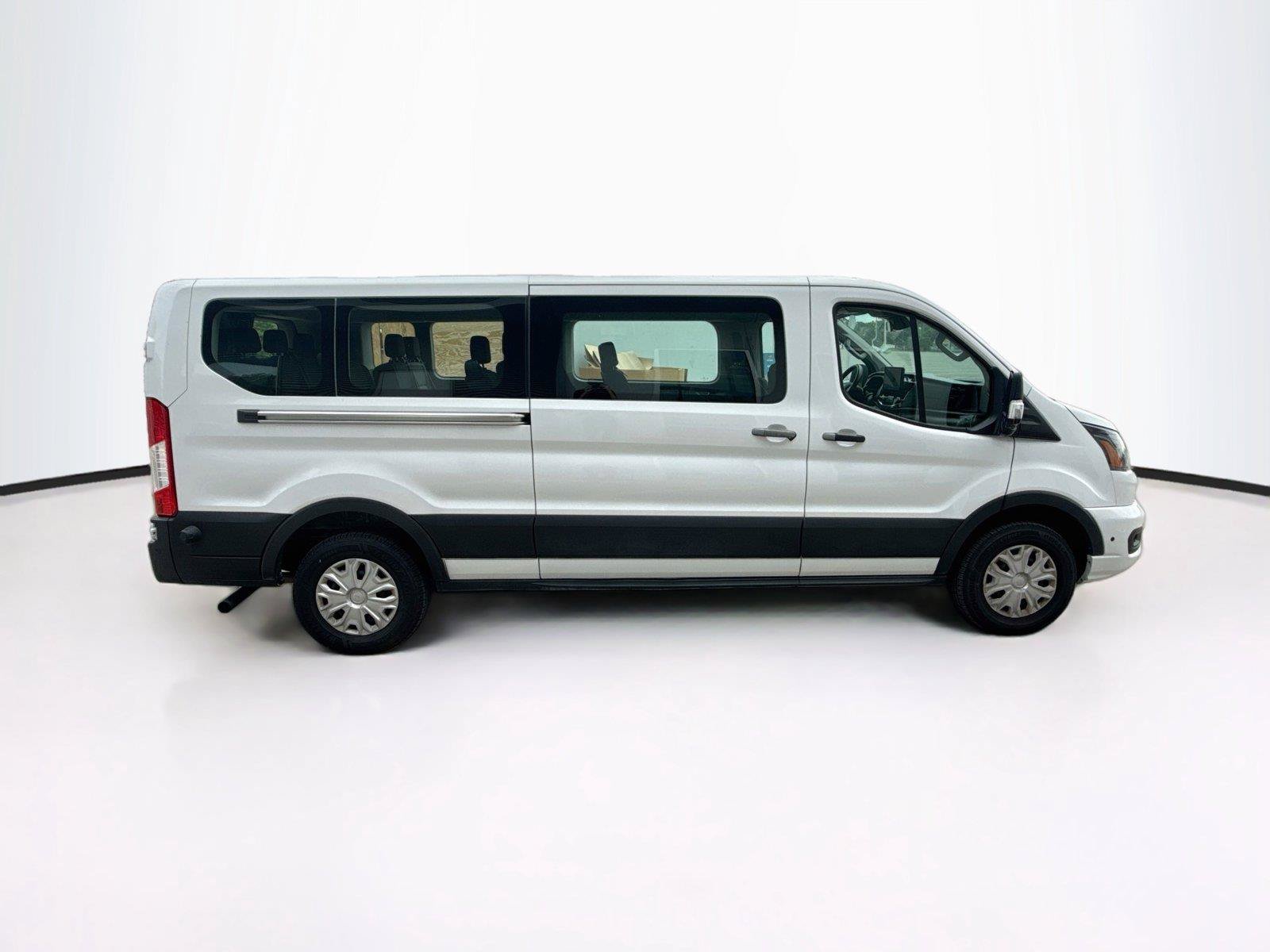Used 2024 Ford Transit 350 XLT RWD image 6