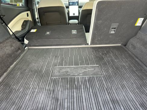 Used 2022 Ford Mustang Mach-E Premium image 15