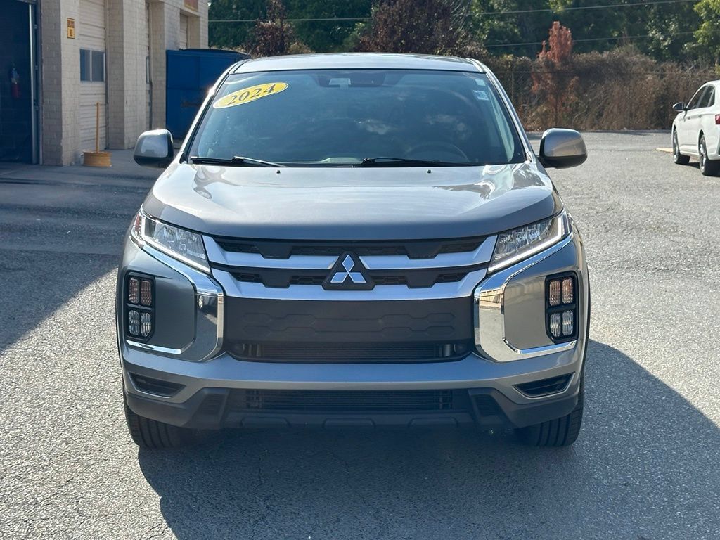 Used 2024 Mitsubishi Outlander Sport ES AWD/4WD image 11