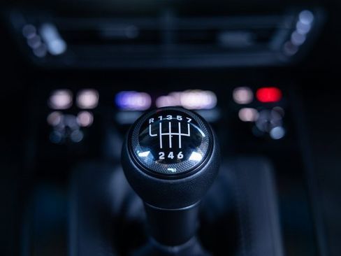 Used 2024 Porsche 911 Carrera T image 48