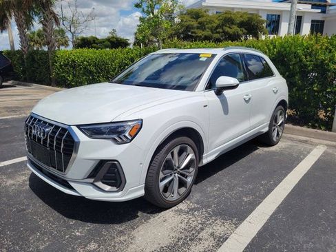 Used 2020 Audi Q3 2.0T Prestige AWD/4WD image 2