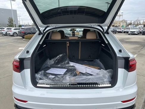 New 2026 Audi Q8 Prestige image 22