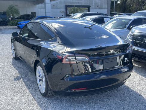 Used 2021 Tesla Model 3 Long Range image 4