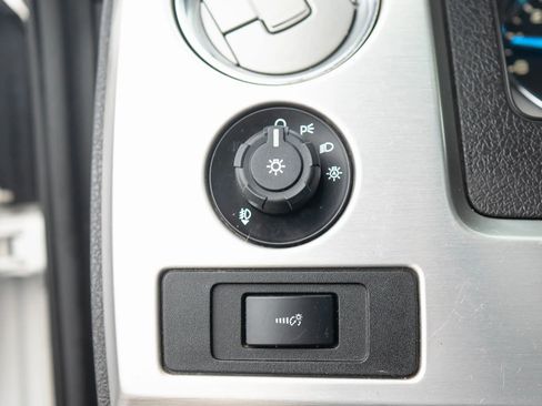 Used 2014 Ford F150 Platinum image 37