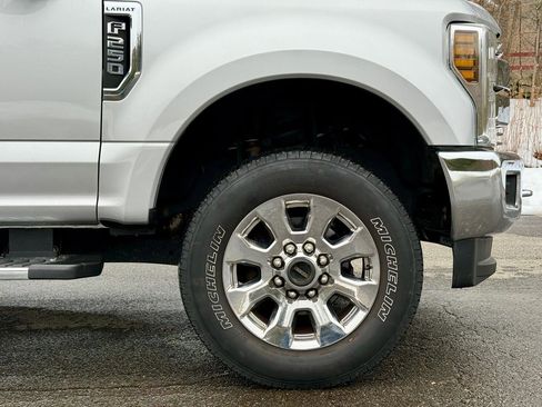 Used 2019 Ford F250 Lariat w/ Chrome Package image 10