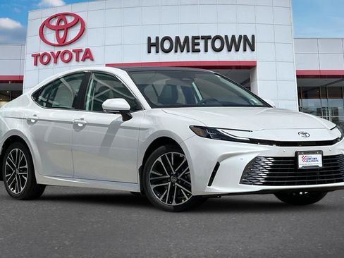 New 2026 Toyota Camry XLE w/ Premium Plus Package AWD/4WD image 2