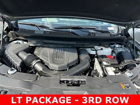 Certified 2025 Chevrolet Traverse LT image 11