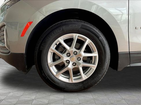 Used 2024 Chevrolet Equinox LT image 31