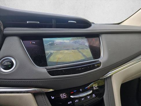 Used 2019 Cadillac XT5 Luxury image 14