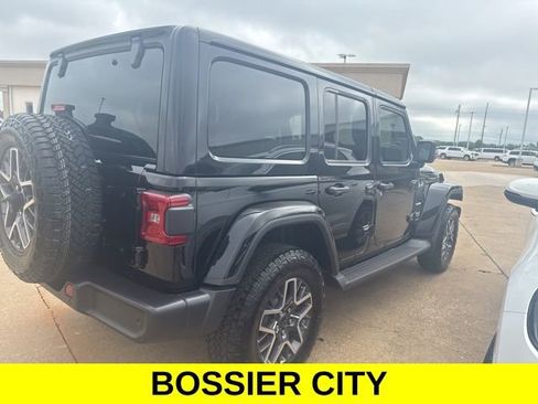 Used 2024 Jeep Wrangler Unlimited Sahara w/ Safety Group image 5