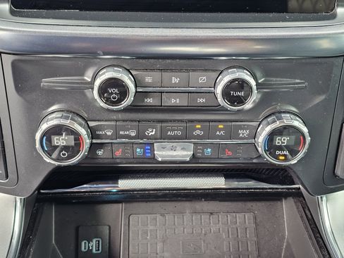 Used 2021 Ford F150 Limited image 29