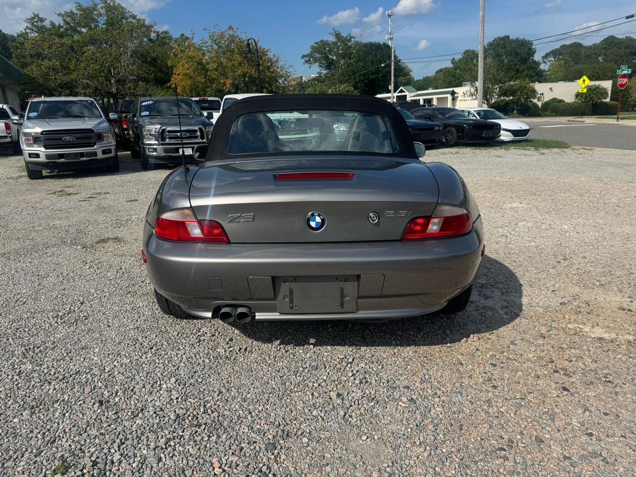 Used 2002 BMW Z3 2.5i RWD image 6