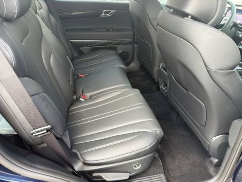 New 2026 Genesis GV80 2.5T Standard AWD/4WD image 17