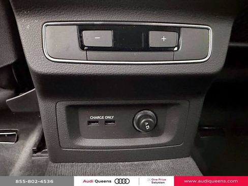 Used 2023 Audi Q5 2.0T Premium w/ Convenience Package AWD/4WD image 15