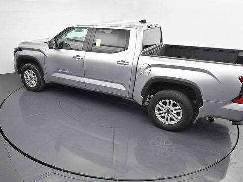 Used 2024 Toyota Tundra SR5 w/ SR5 Premium Package AWD/4WD image 27