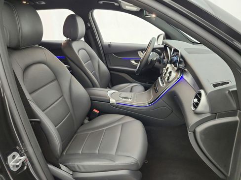 Used 2022 Mercedes-Benz GLC 300 image 25