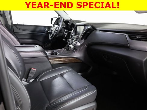 Used 2018 Chevrolet Suburban LT image 47