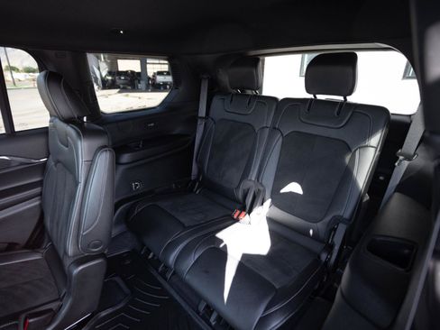 Used 2021 Jeep Grand Cherokee L Laredo AWD/4WD image 17