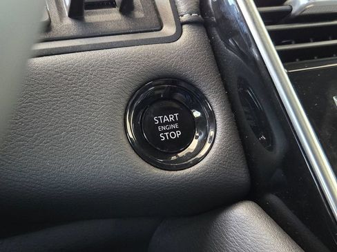 Used 2025 Nissan Armada Platinum Reserve AWD/4WD image 22