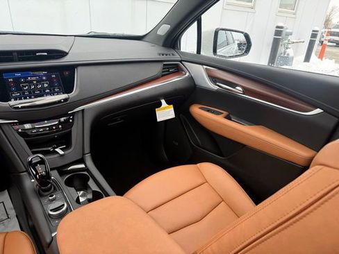 New 2026 Cadillac XT5 Premium Luxury w/ Driver Assist Package image 23