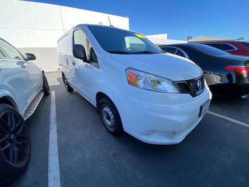 Used 2021 Nissan NV200 S FWD image 5