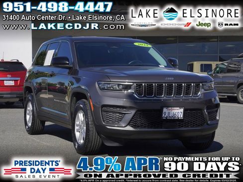 Used 2022 Jeep Grand Cherokee Laredo w/ Luxury Tech Group I image 1
