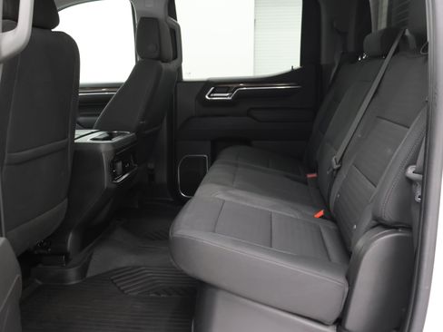 Used 2023 Chevrolet Silverado 1500 RST AWD/4WD image 8