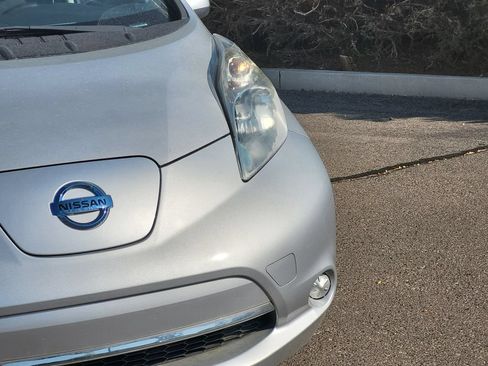 Used 2015 Nissan Leaf S w/ Charge Package FWD image 7